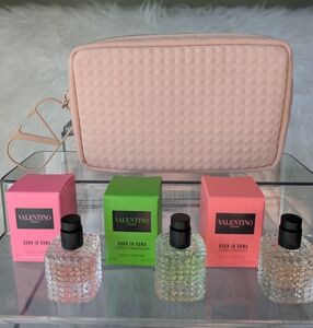 Valentino Nude Women's Wallet clutch embossed Rockstud With three BORN IN ROMA